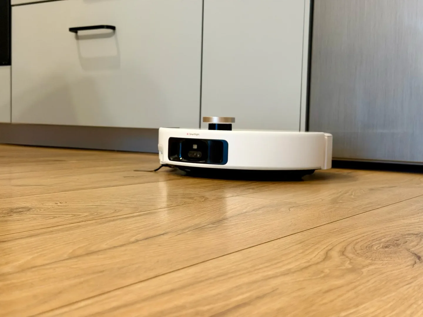 Ten robot kosztuje 5500 zł. Po chwili rozumiesz że to okazja MOVA V70 Ultra Complete.