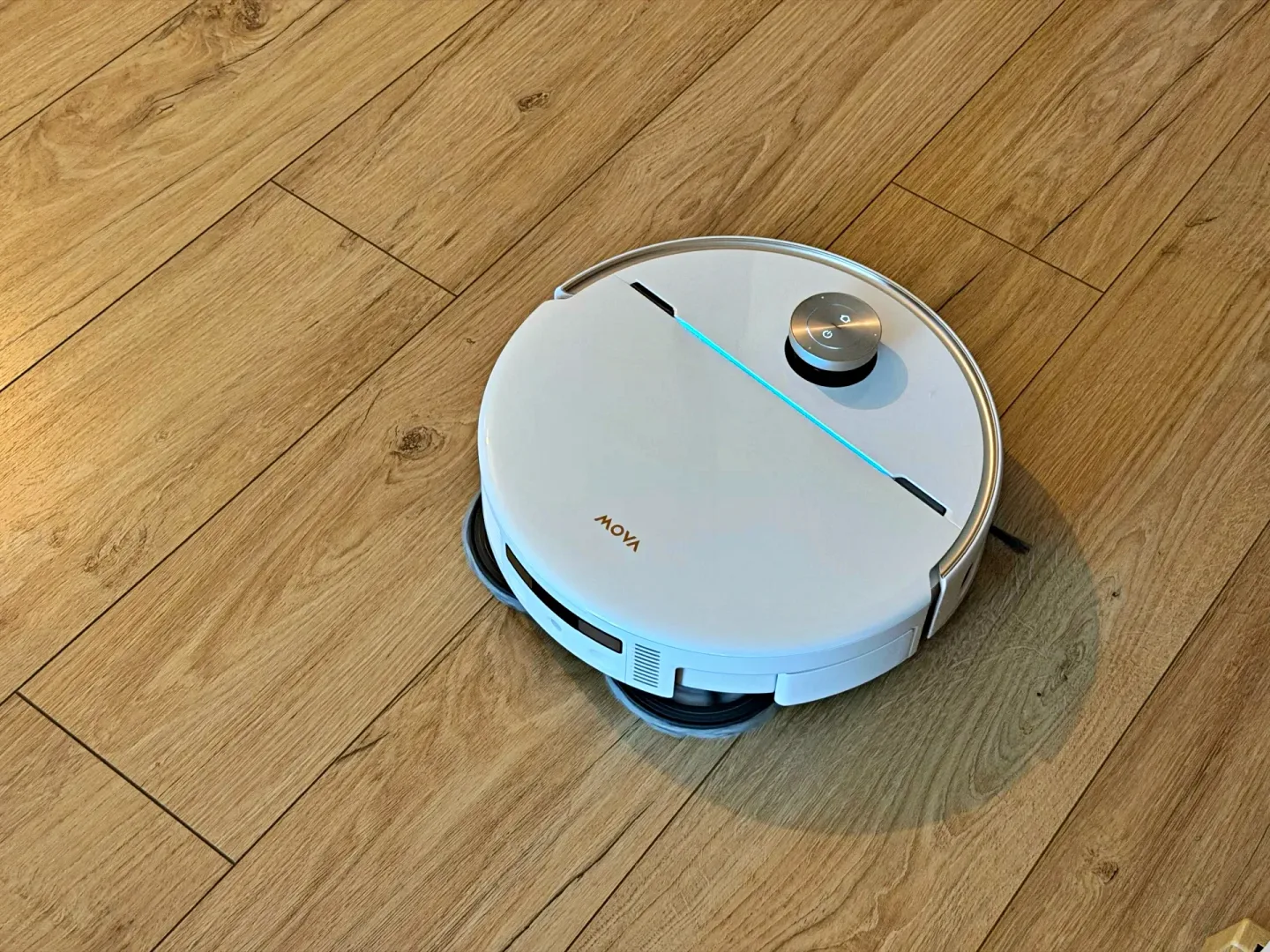 Ten robot kosztuje 5500 zł. Po chwili rozumiesz że to okazja MOVA V70 Ultra Complete.