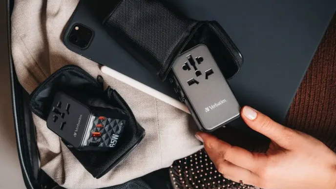 Technologiczne akcesoria na wakacje