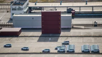 Chiński eksport coraz częściej zastępuje producentom słabszy popyt na rodzimym rynku. Motoryzacja jest najbardziej widocznym przykładem tego zjawiska.