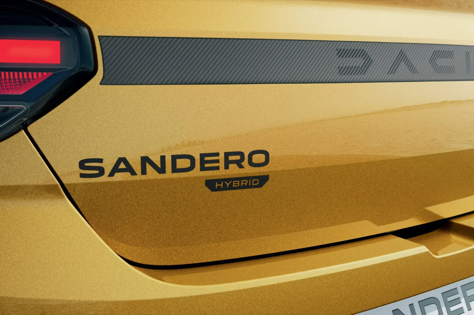 Dacia Sandero Hybrid 155