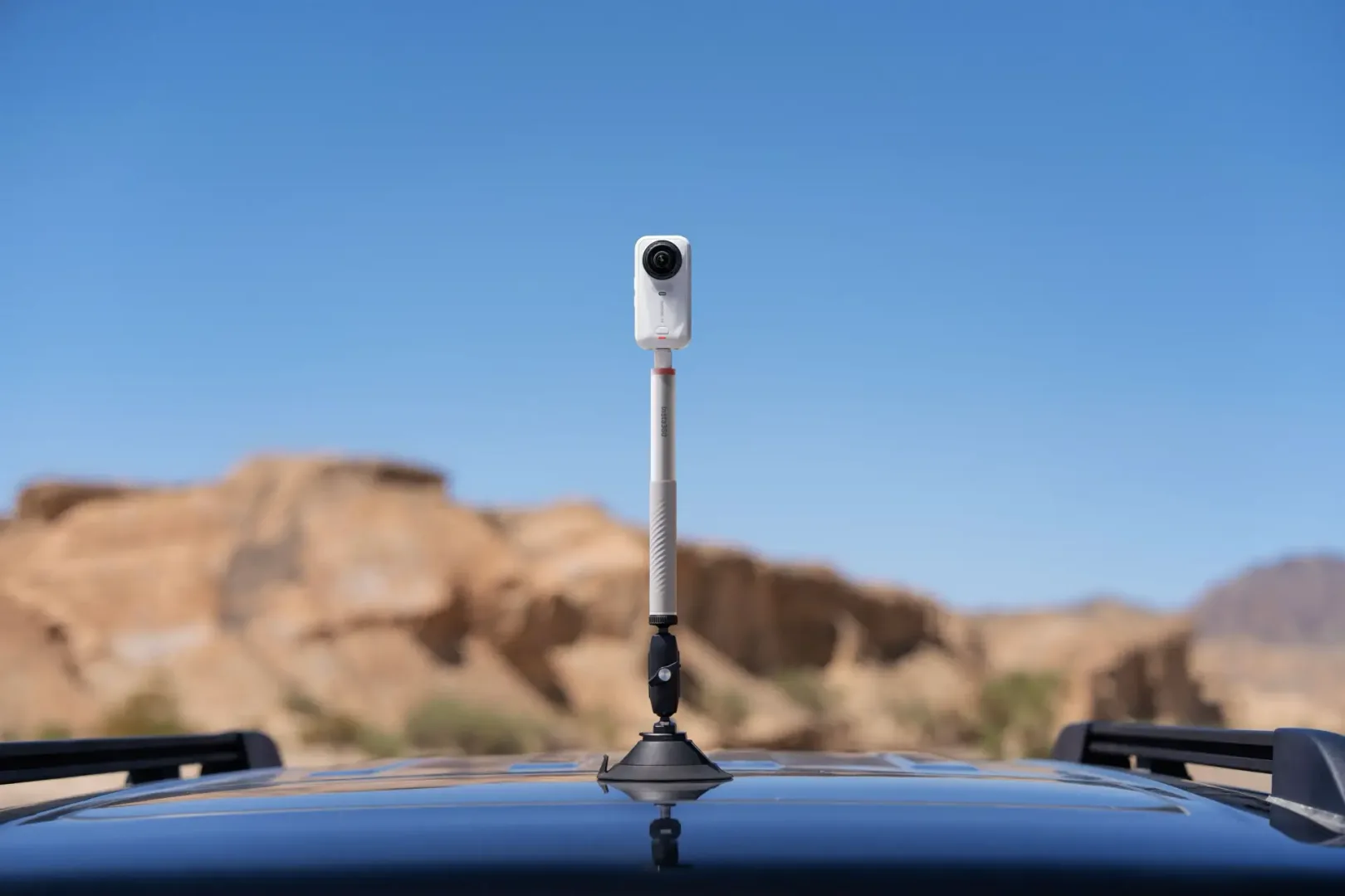 Insta360 X6. Nagrywa w 8K i sama montuje film Insta360 X6