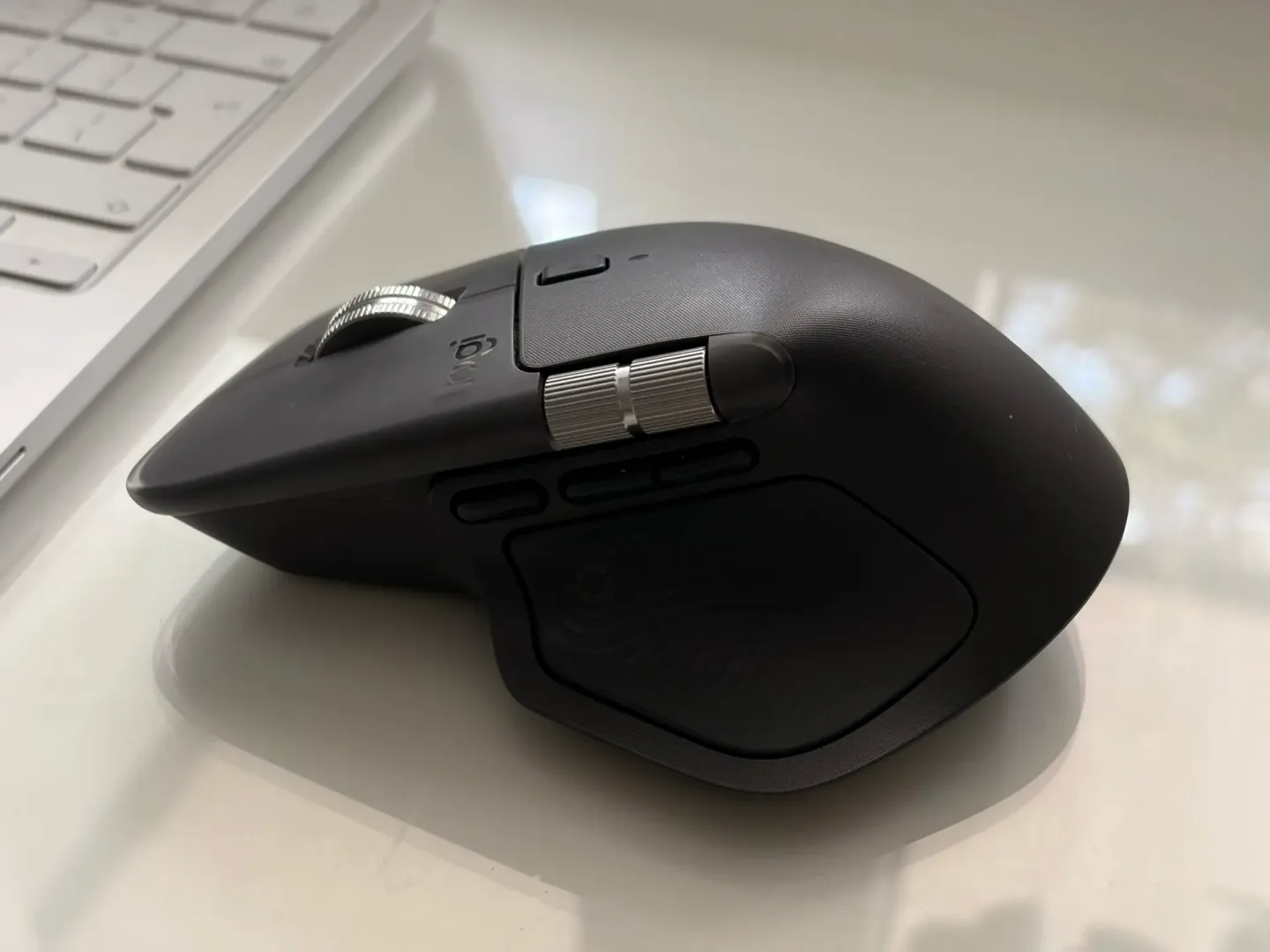 Logitech MX Master 4