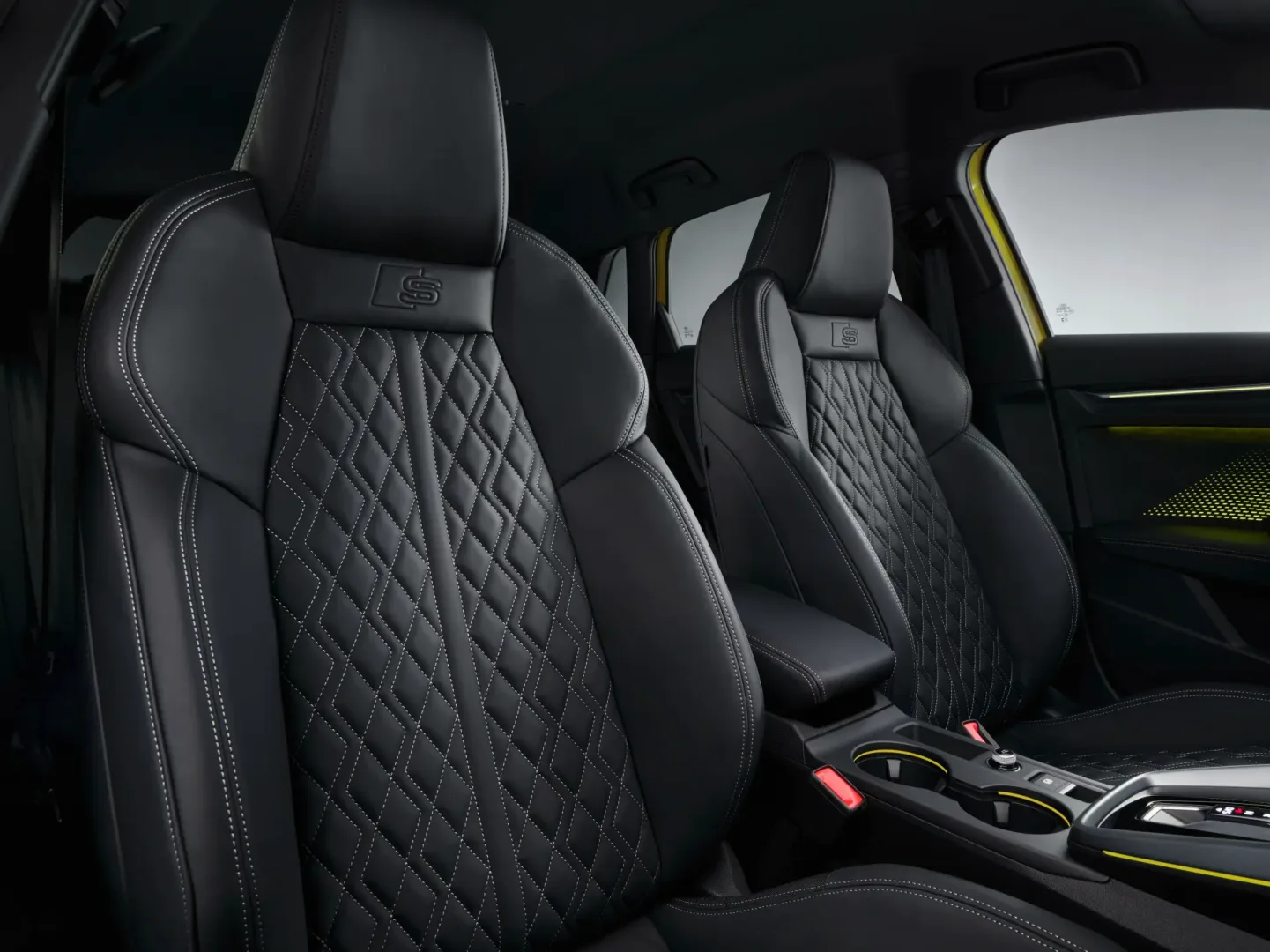 Nowe Audi A3 za 135 500 zł. Tego po Audi się nie spodziewasz Nowe Audi A3