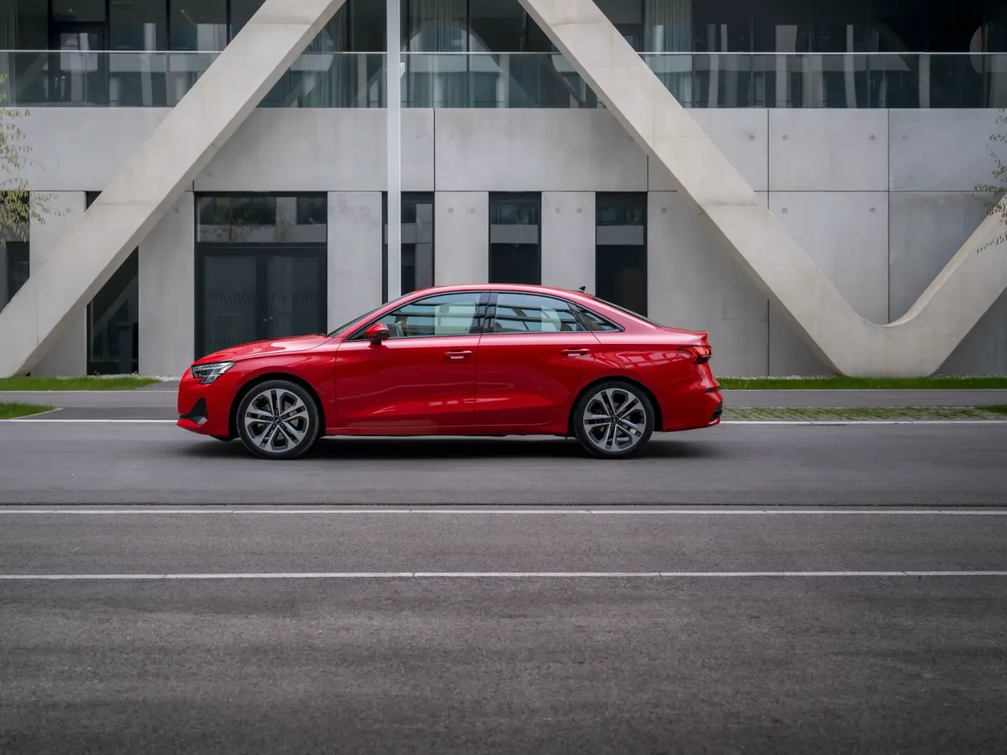 Nowe Audi A3 za 135 500 zł. Tego po Audi się nie spodziewasz Nowe Audi A3