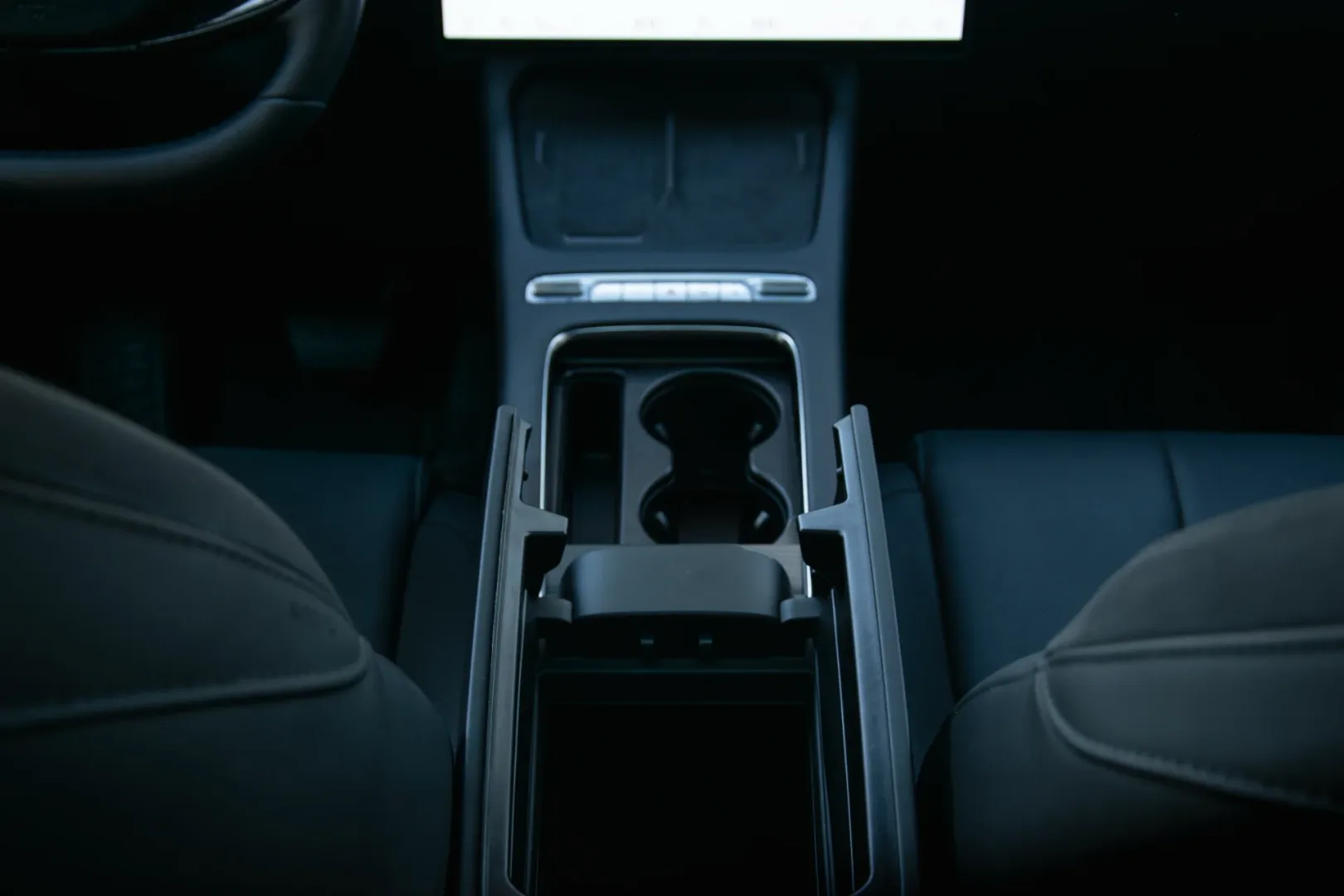 Test OMODA 7 Super Hybrid. Dobry SUV, ale warty 170 tys.? OMODA 7 Super Hybrid. Fot.: Ernest Dragan.