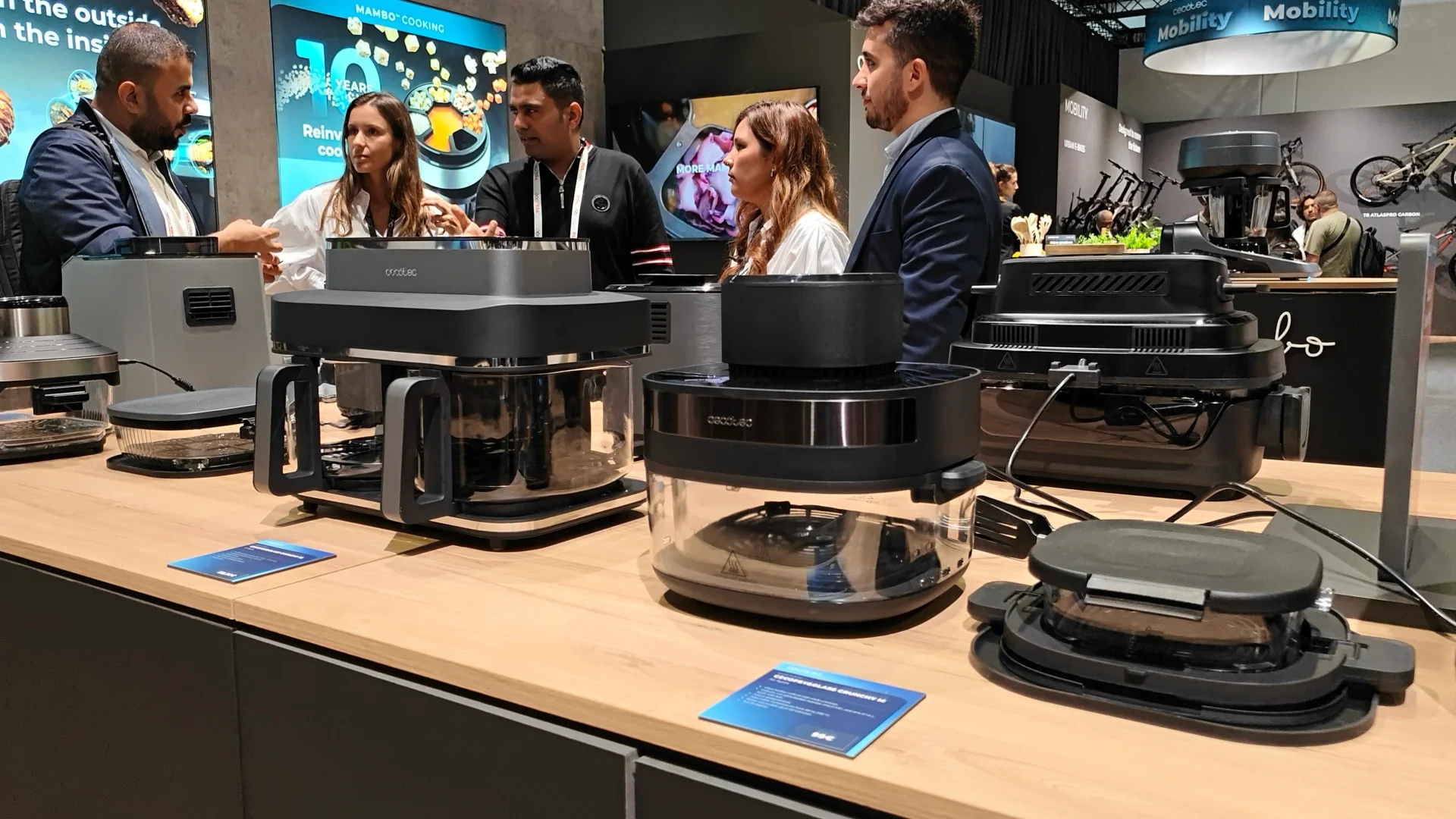 Cecotec na IFA 2026. Firma pokazała robota, który wędzi Cecotec na IFA 2026 Berlin - na zdjęciu aifryery