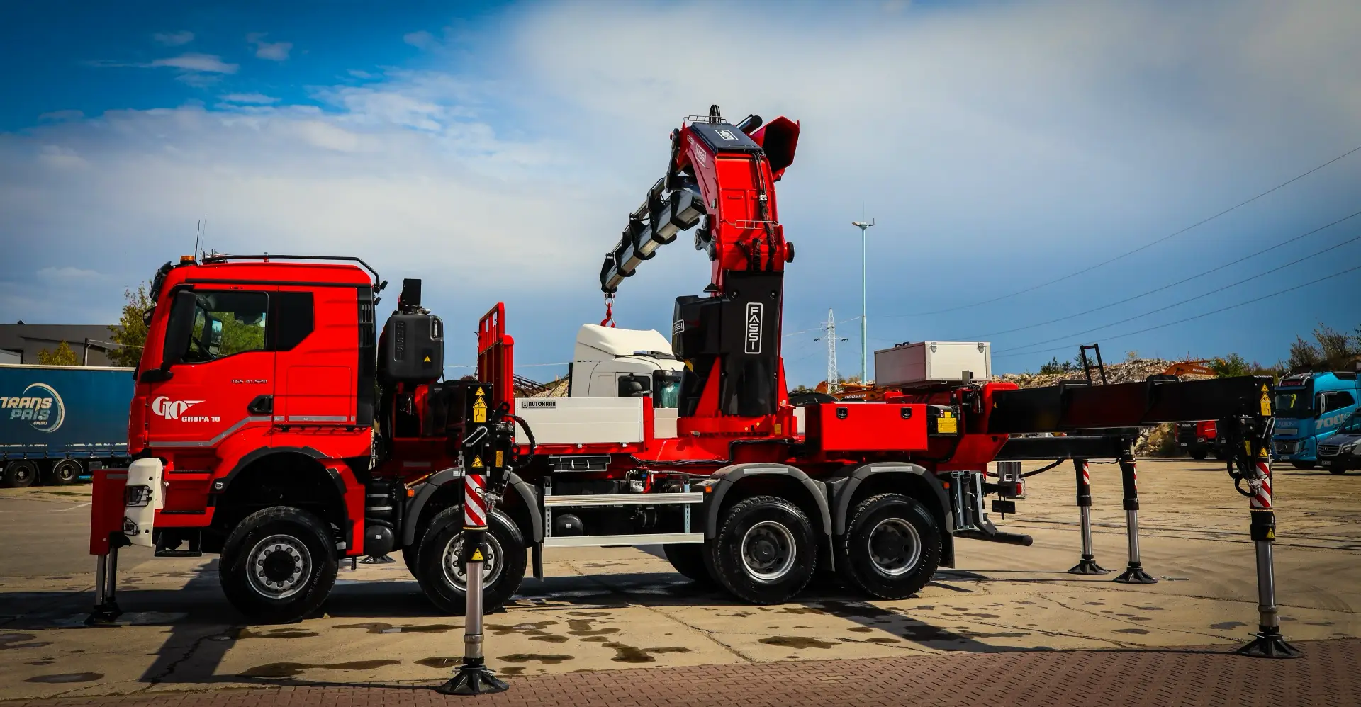 FASSI F2150RA.2.26. Ten MAN rusza na ratunek FASSI F2150RA.2.26