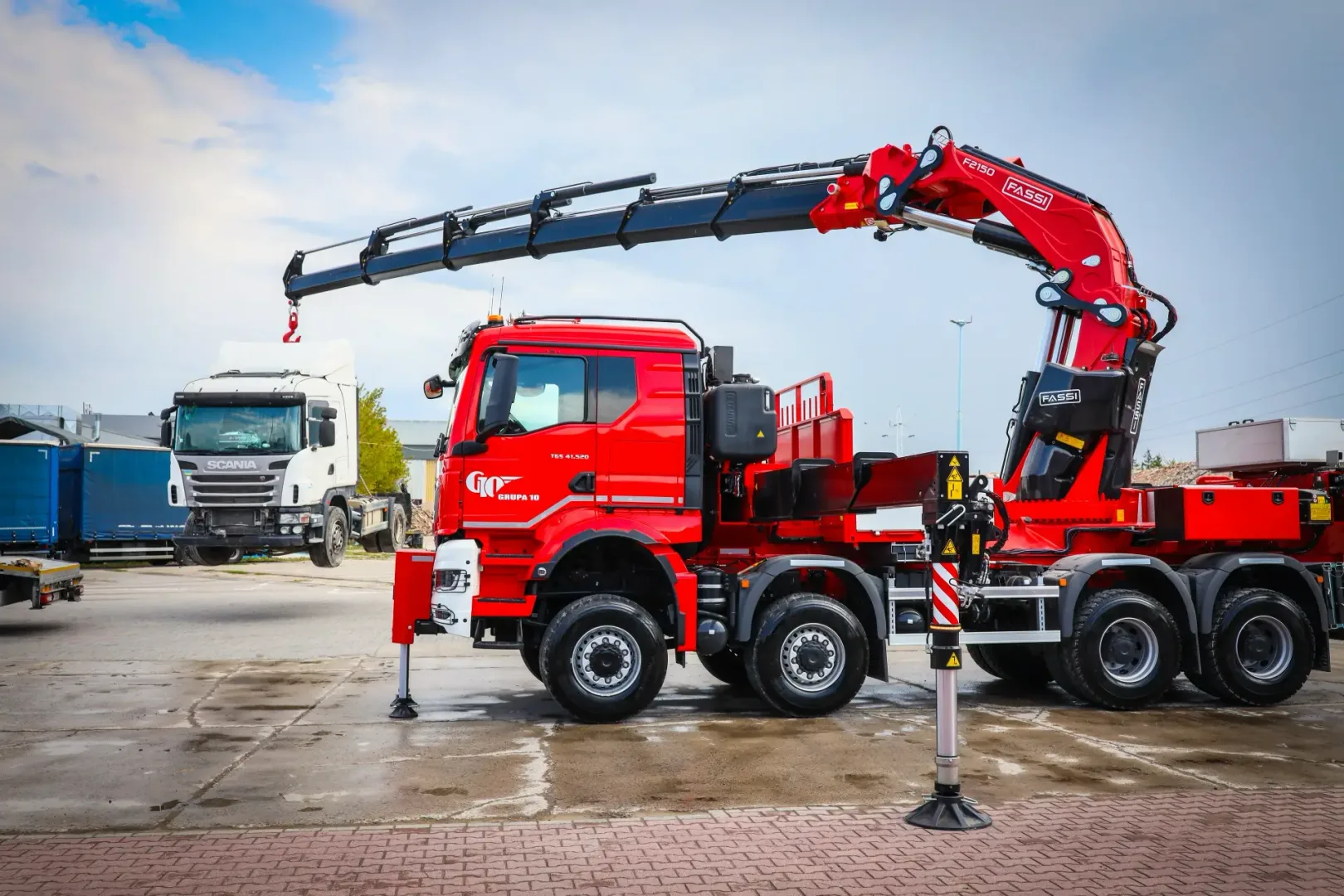 FASSI F2150RA.2.26. Ten MAN rusza na ratunek FASSI F2150RA.2.26