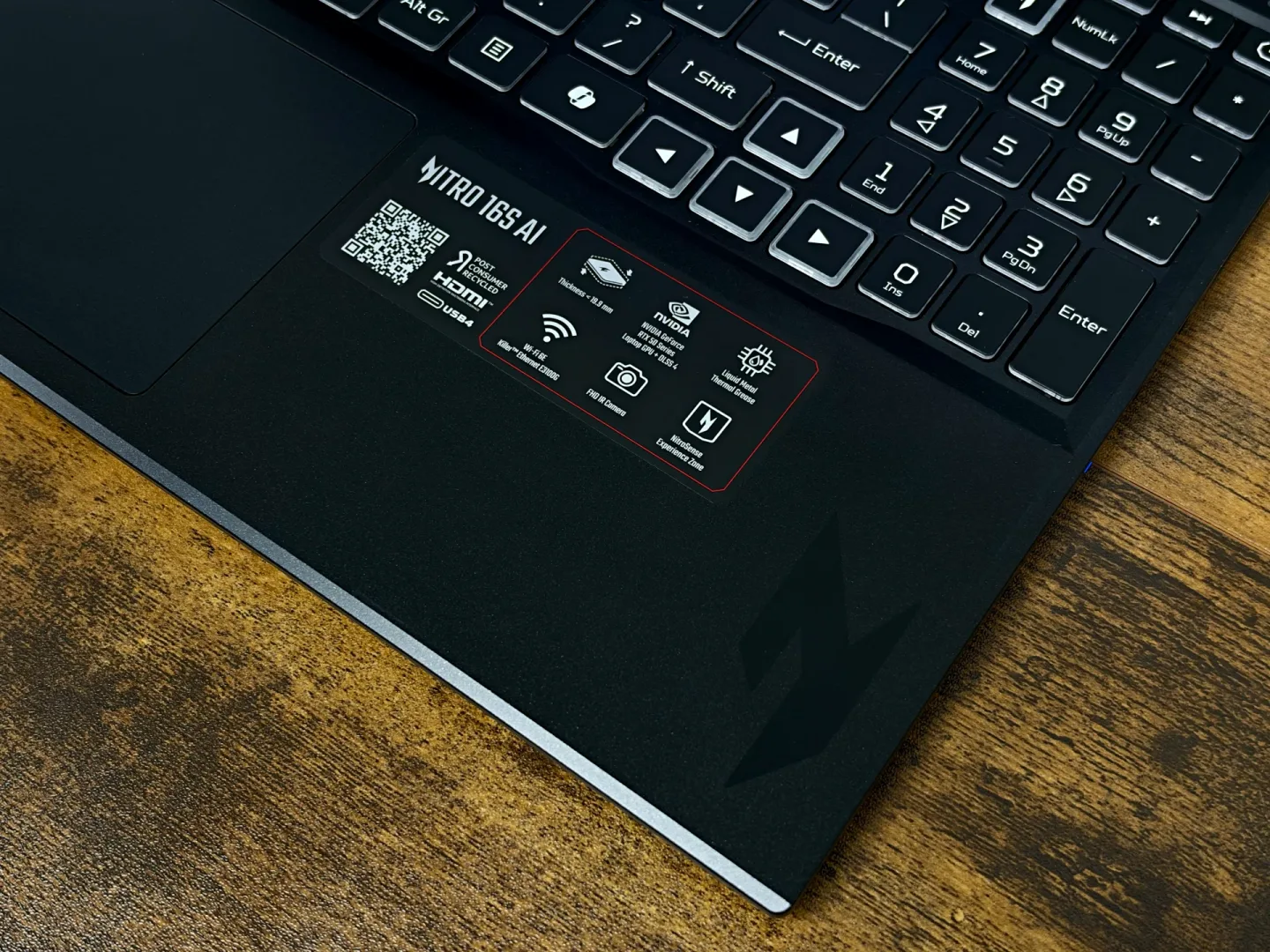 Acer Nitro 16S AI AN16S-61-R31Q