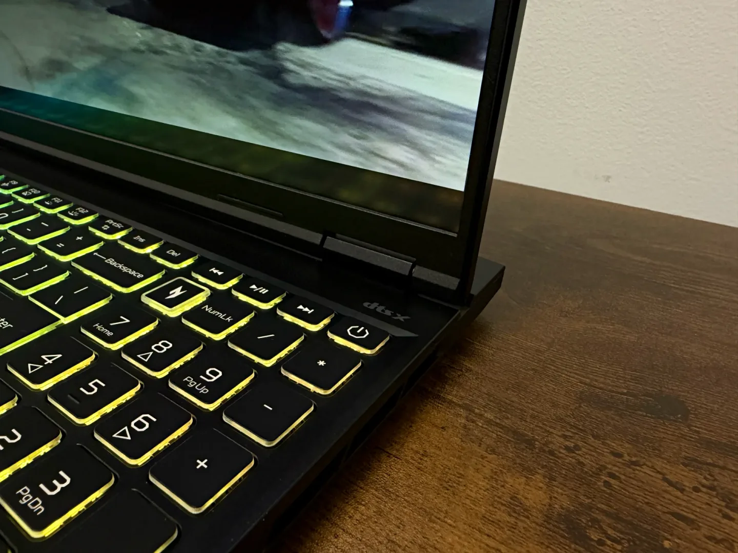 Acer Nitro 16S AI AN16S-61-R31Q