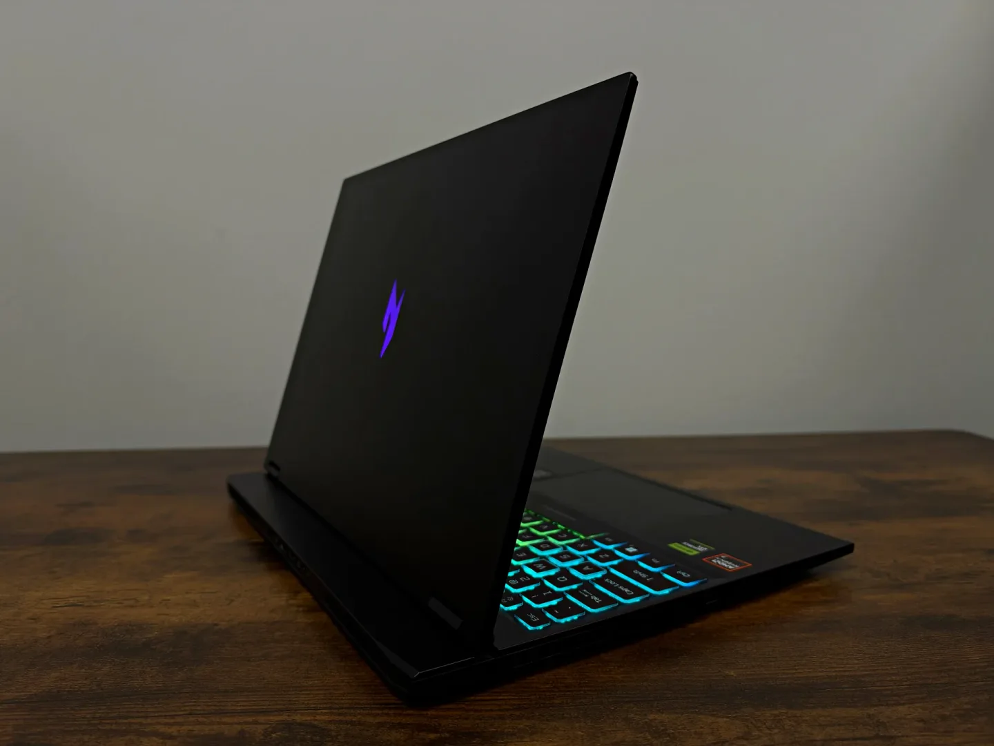 Acer Nitro 16S AI AN16S-61-R31Q