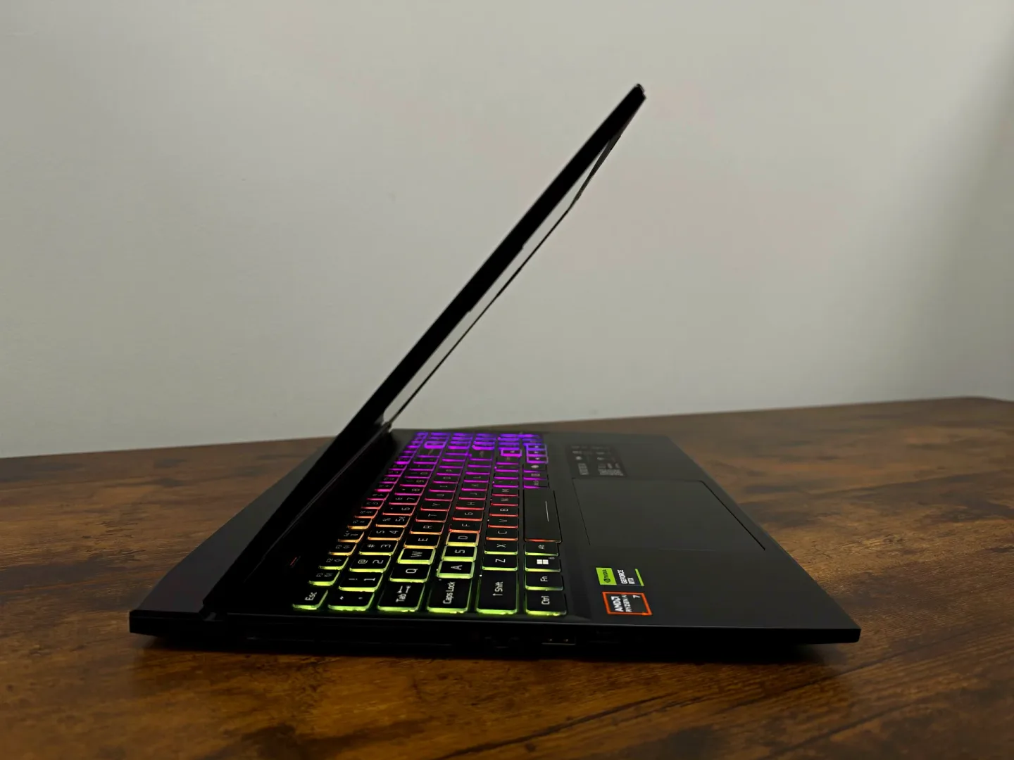Acer Nitro 16S AI AN16S-61-R31Q