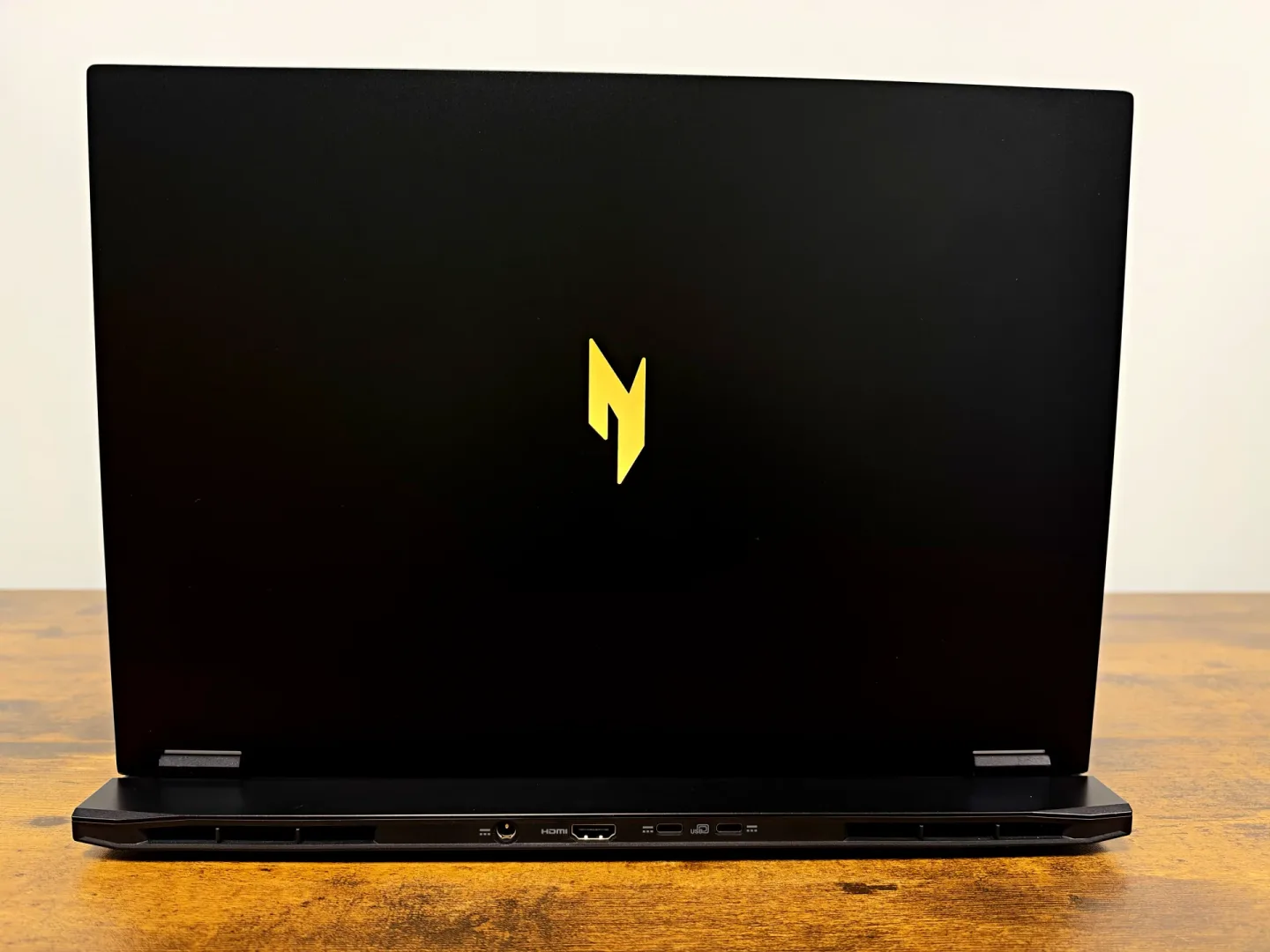 Acer Nitro 16S AI AN16S-61-R31Q