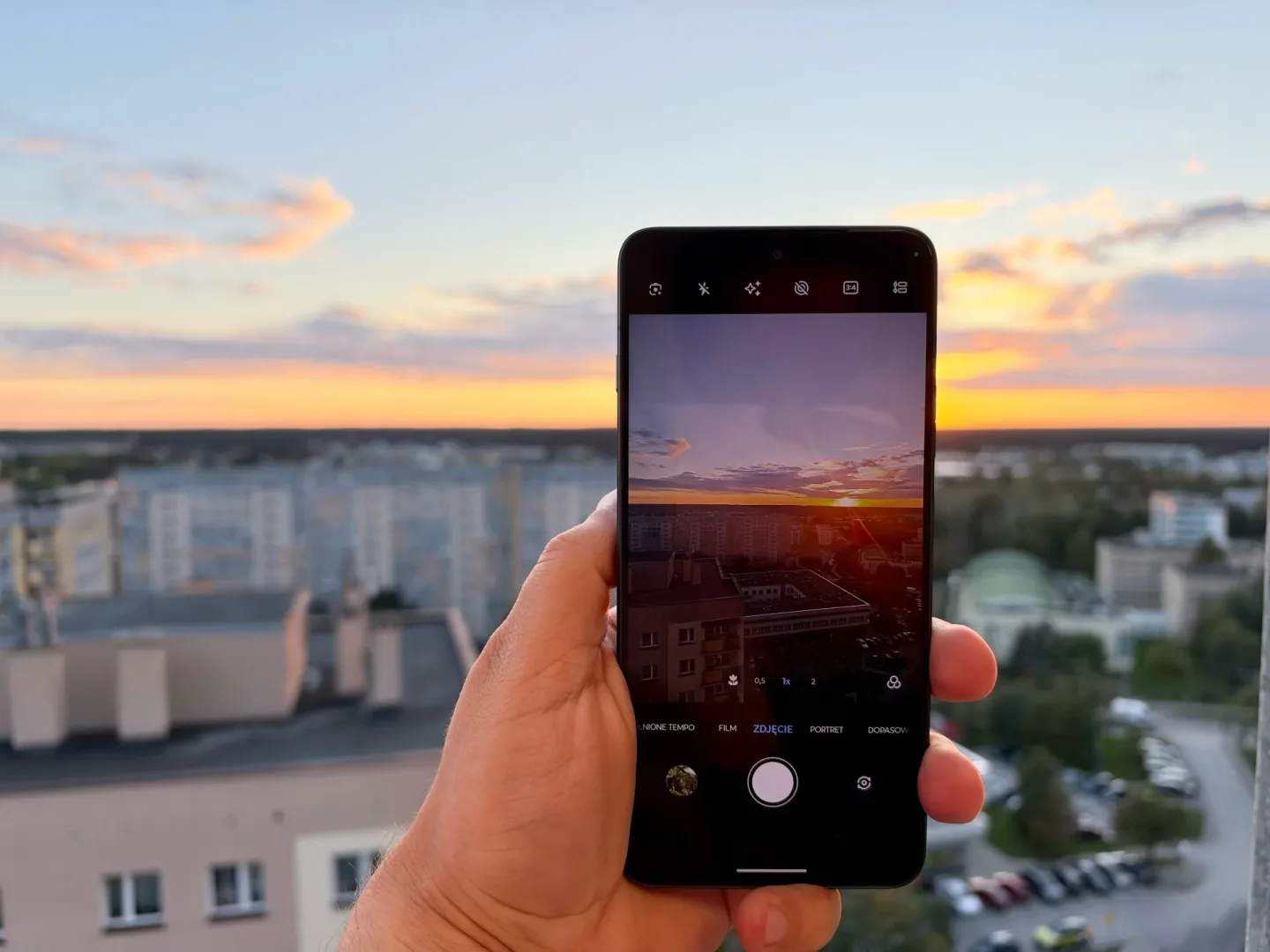 Używałem Motorola Edge 70 Max zamiast laptopa. To działa! Smartfon Motorola Edge 70 Max.