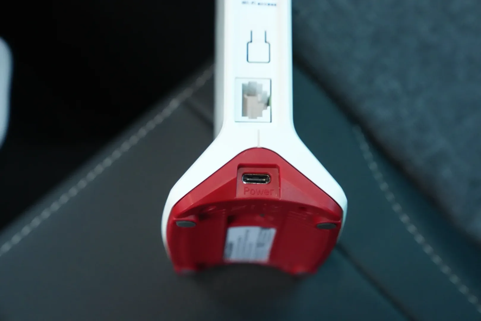 Po co komu router LTE, skoro telefon ma hotspot? Ja już wiem Router LTE FRITZ!Box 6825 4G