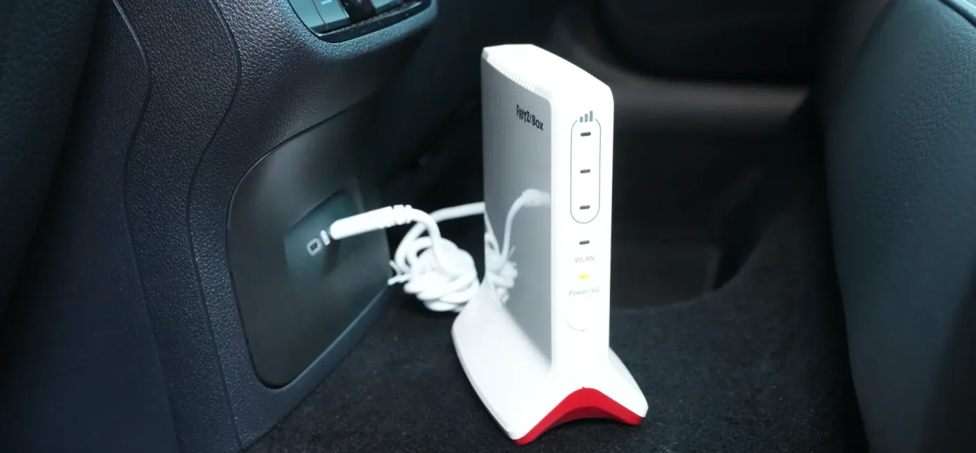 Router LTE FRITZ!Box 6825 4G