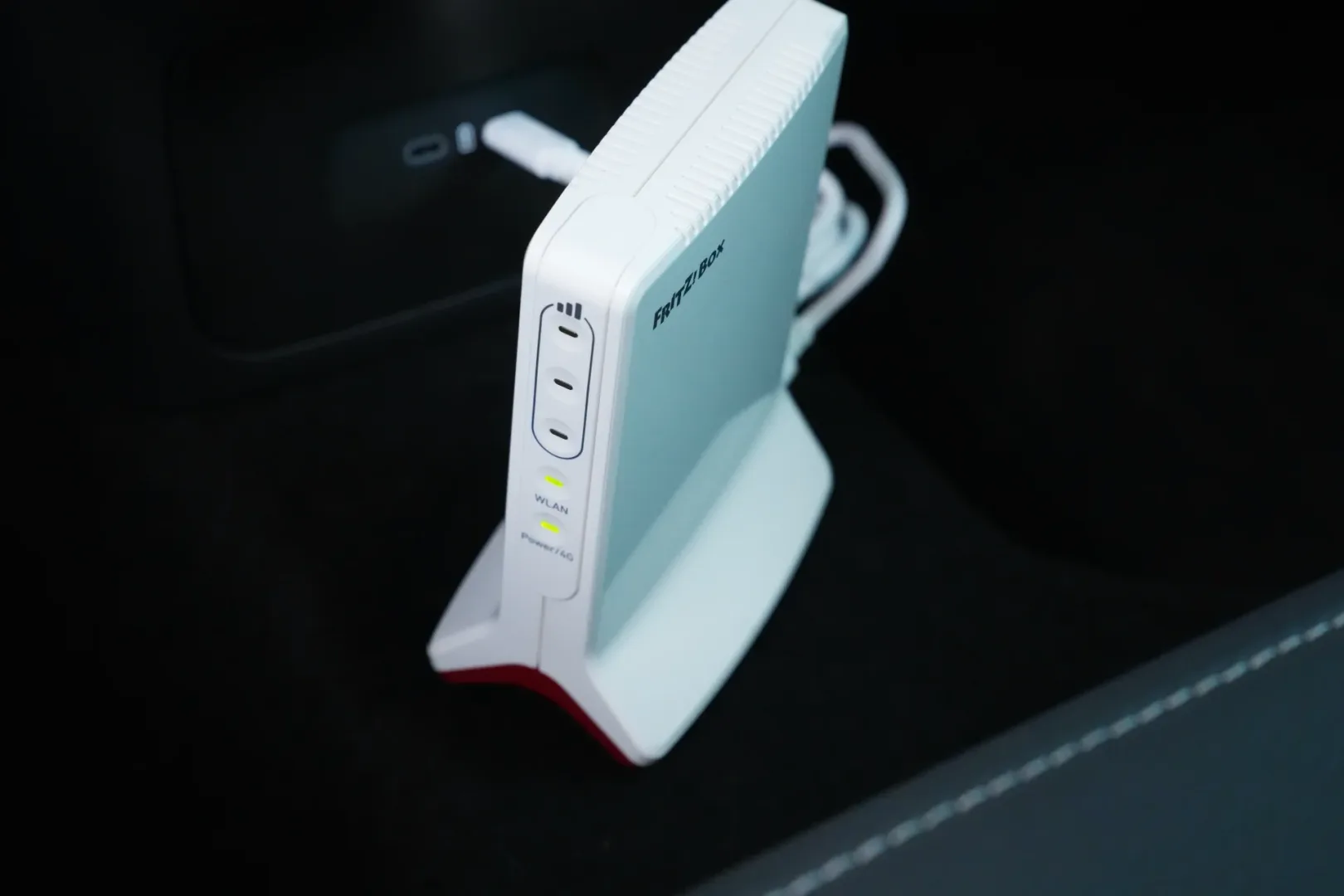 Po co komu router LTE, skoro telefon ma hotspot? Ja już wiem Router LTE FRITZ!Box 6825 4G