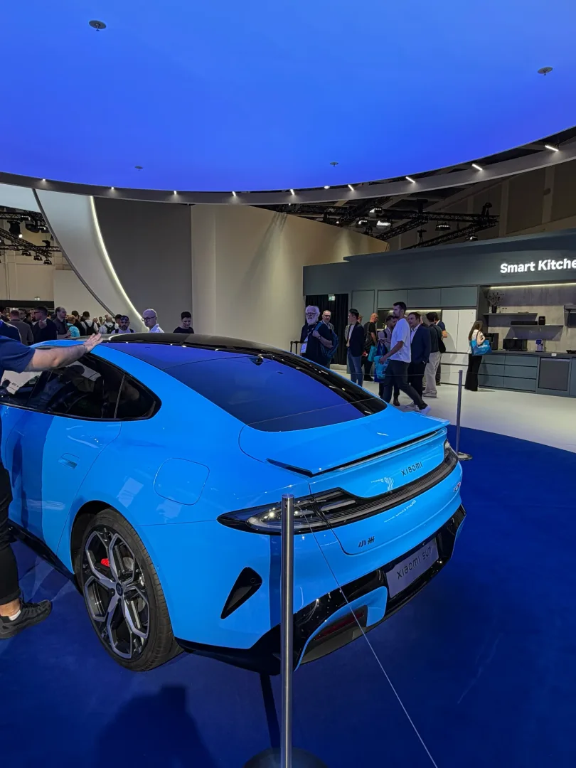 Samochód elektryczny Xiaomi na IFA 2026 Berlin