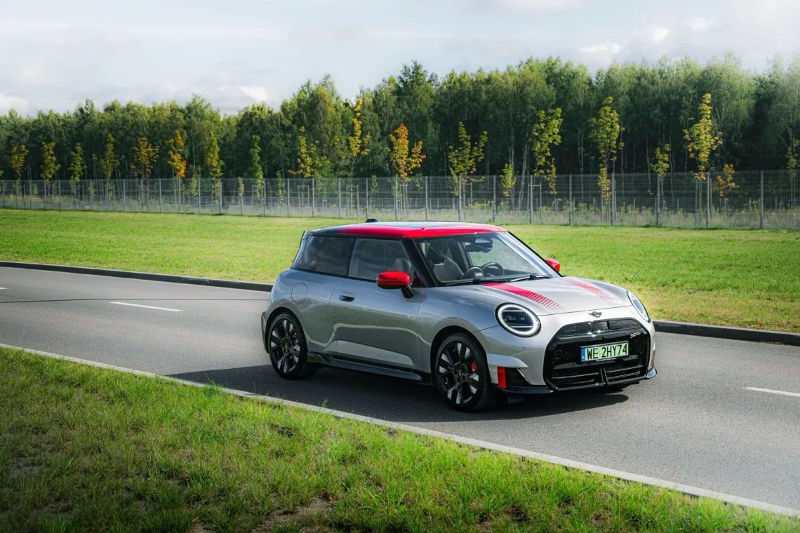 MINI John Cooper Works E