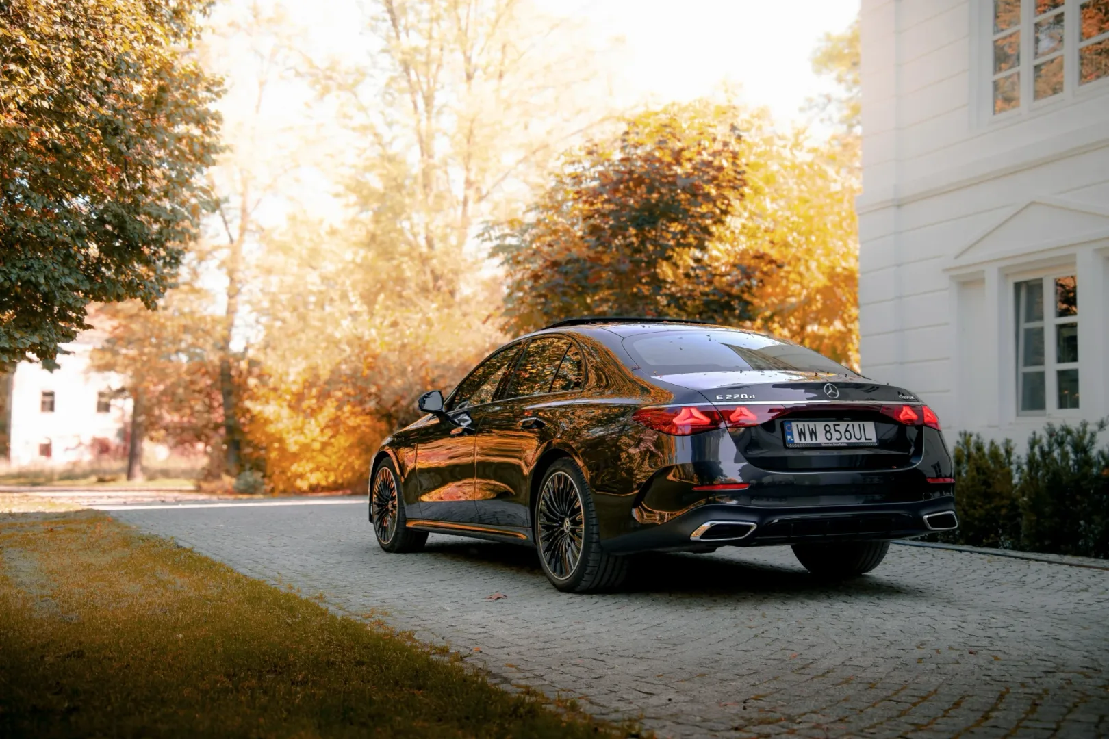 2026 Mercedes-Benz Klasa E 220d 4MATIC Limousine