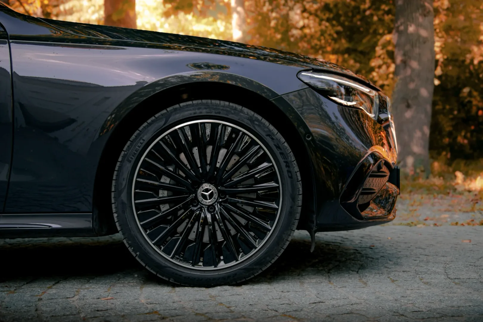 2026 Mercedes-Benz Klasa E 220d 4MATIC Limousine