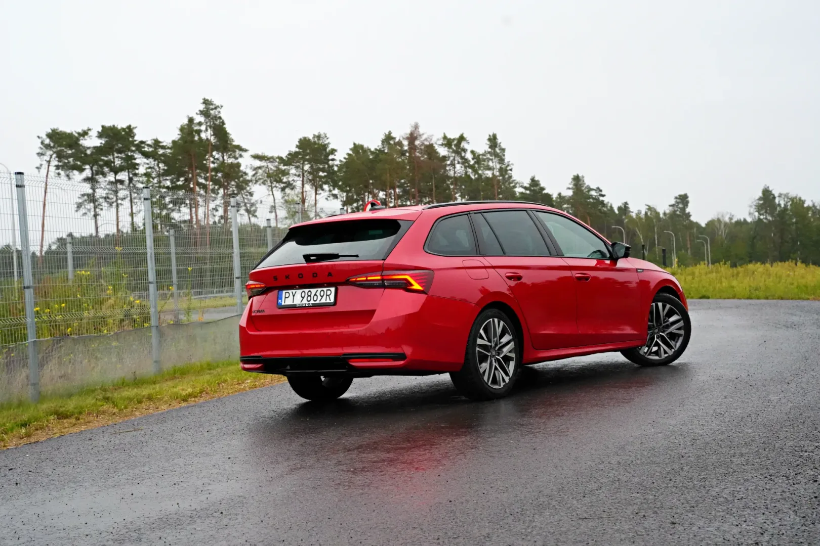 Skoda Octavia Combi 2.0 TDI Sportline Tech