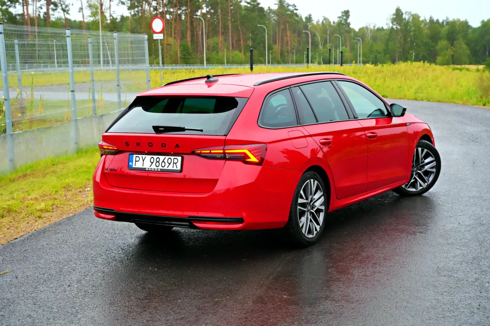 Skoda Octavia Combi 2.0 TDI Sportline Tech