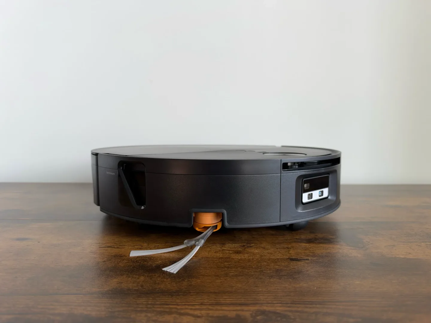 Roboty Roborock z rolką: Saros i Qrevo. Wiem który Ci pasuje Roborock Saros 20 Flow Complete