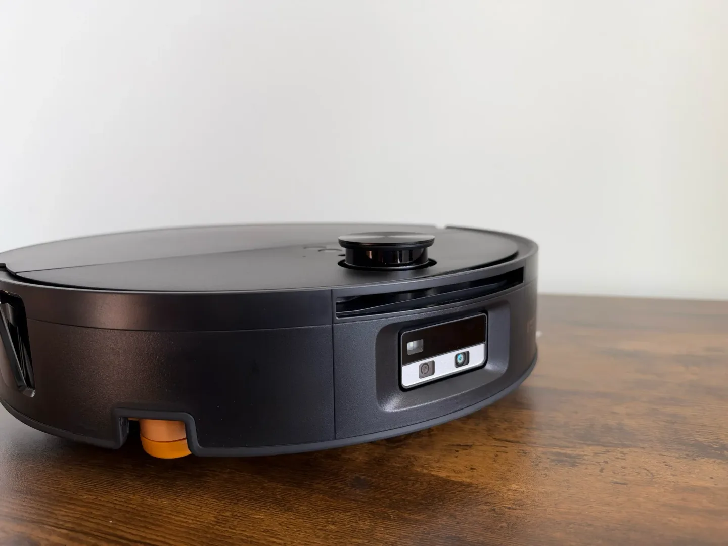 Roboty Roborock z rolką: Saros i Qrevo. Wiem który Ci pasuje Roborock Saros 20 Flow Complete