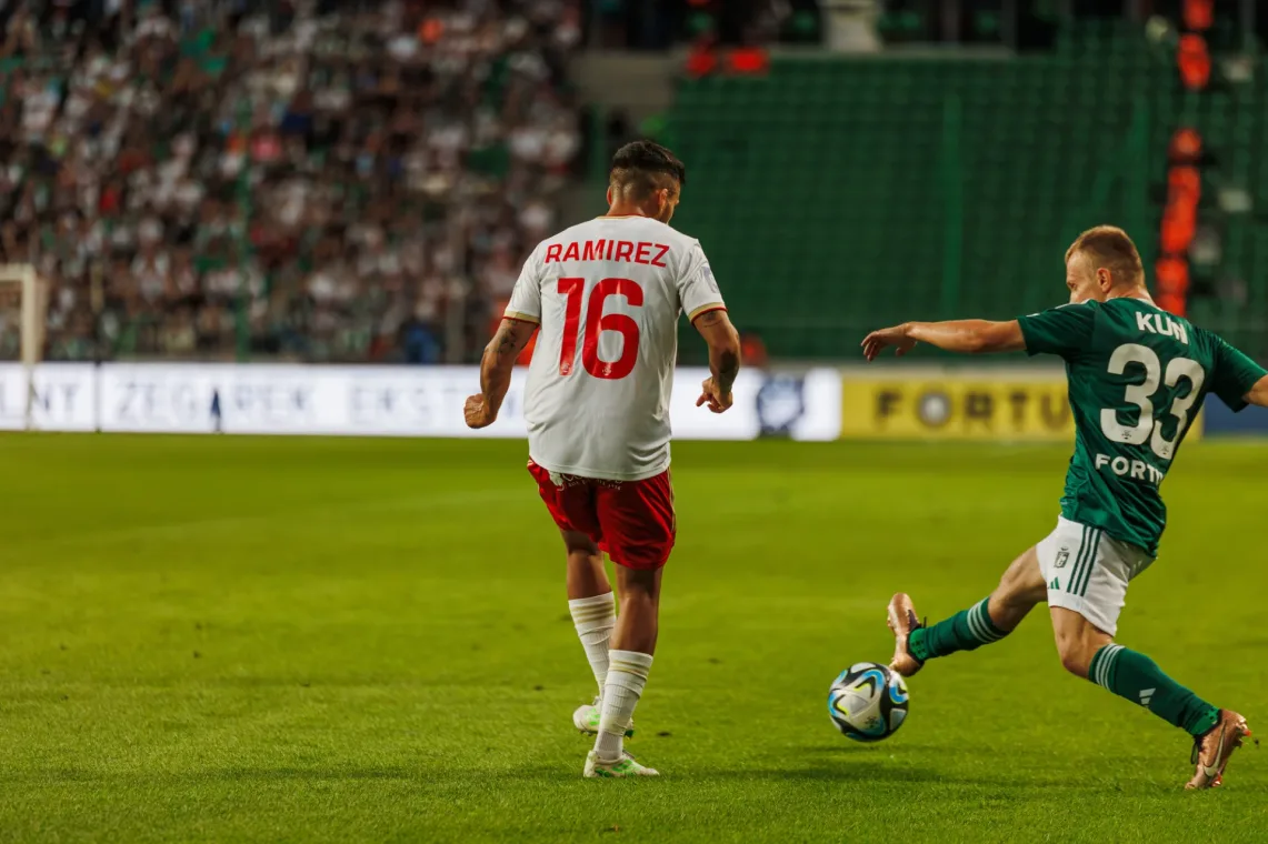 PKO BP Ekstraklasa 2023/24. Mecz pomiędzy Legia Warszawa a ŁKS Łódź.